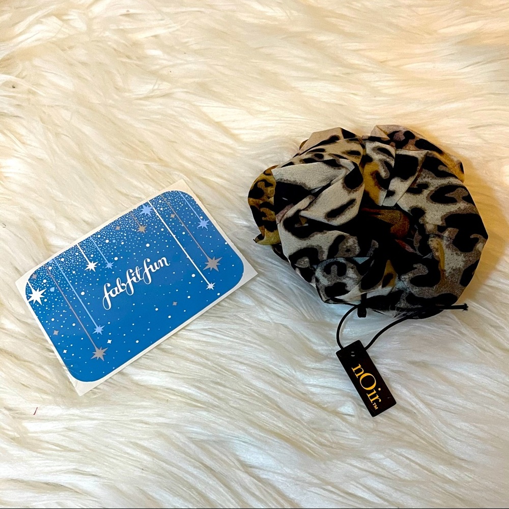 NWT nOir Jewelry Ombre Leopard Scrunchies Set of 3